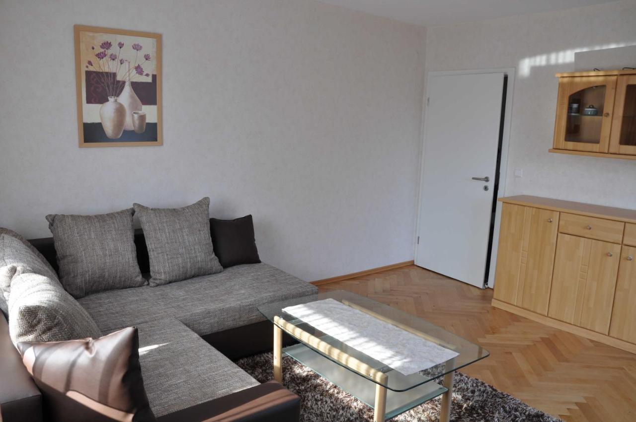 Ferienwohnung Vollert Obersulm Bagian luar foto