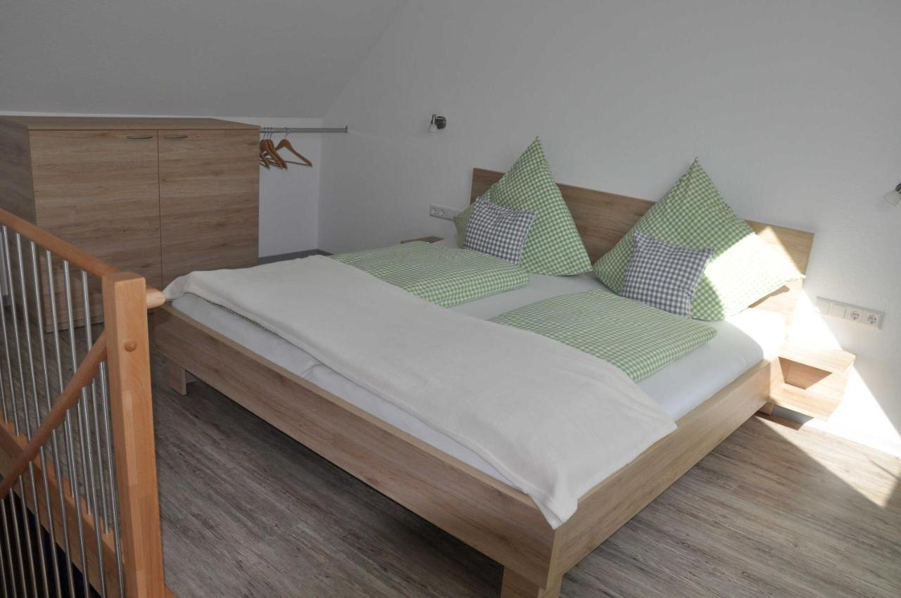 Ferienwohnung Vollert Obersulm Bagian luar foto